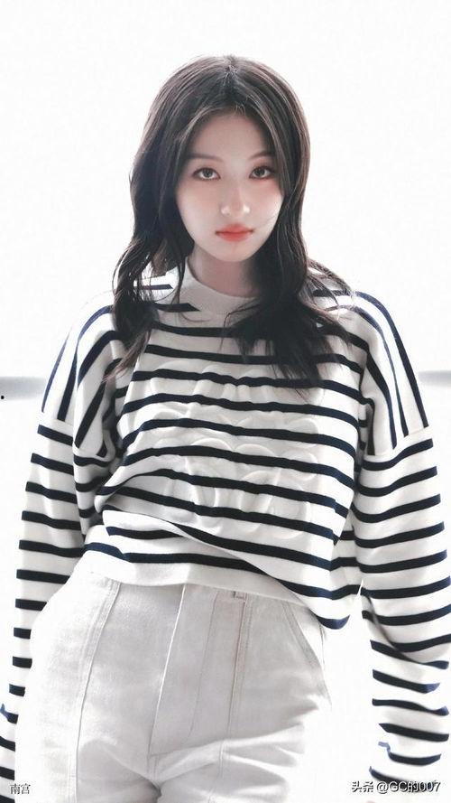 李兰迪明星爆料视频,揭秘明星幕后生活点滴 第1张 李兰迪明星爆料视频,揭秘明星幕后生活点滴 第1张